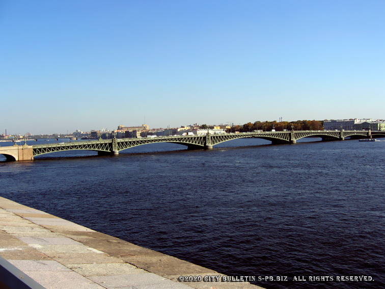 S-Pb.Biz:   Санкт-Петербург Дворцовый Мост www.s-pb.biz
