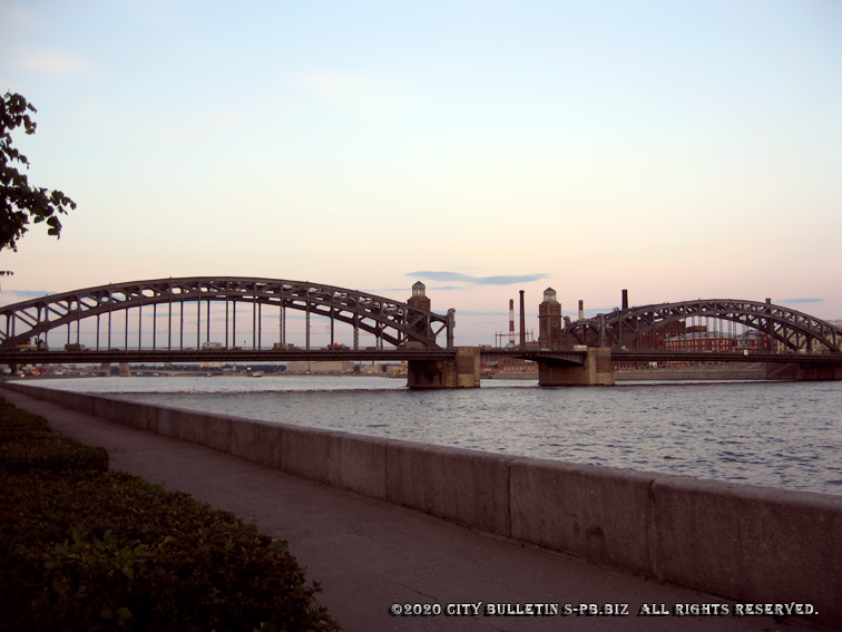S-Pb.Biz:   Санкт-Петербург Мост Петра Великого (Большеохтинский Мост) www.s-pb.biz