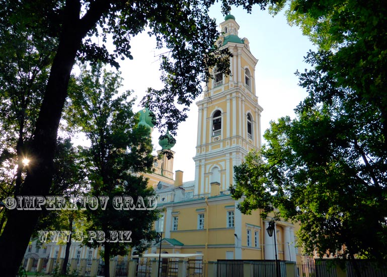 Церковь Благовещения Пресвятой Богородицы. Храм Воздвижения Честного и Животворящего Креста Господня. Санкт-Петербург. Лучшие фотографии церквей и соборов на сайте S-Pb.Biz.