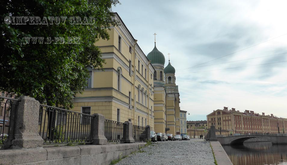 Церковь святого Исидора Юрьевского и часовня святого Николая Чудотворца. Санкт-Петербург. Лучшие фотографии церквей и соборов на сайте S-Pb.Biz.