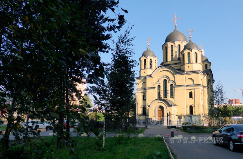 Храм Рождества Христова на улице Коллонтай. Санкт-Петербург. Лучшие фотографии церквей и соборов на сайте S-Pb.Biz.