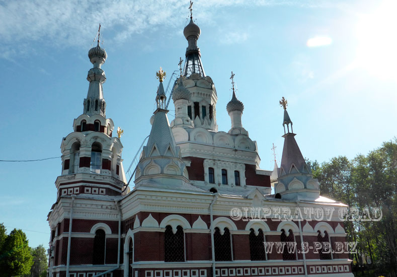 Никольский собор в городе Павловске. Санкт-Петербург. Лучшие фотографии церквей и соборов на сайте S-Pb.Biz.